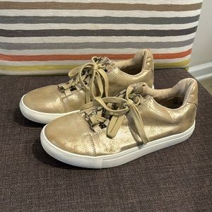 Coconuts by Matisse gold Relay Sneakers!